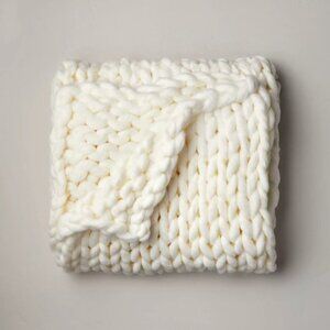 Casaluna 50x70 Chunky Cream Knit Throw Blanket